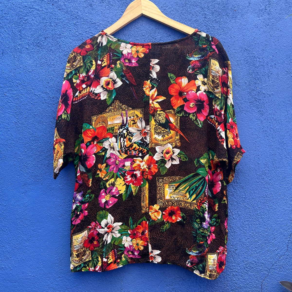 vintage carole little parrot print top