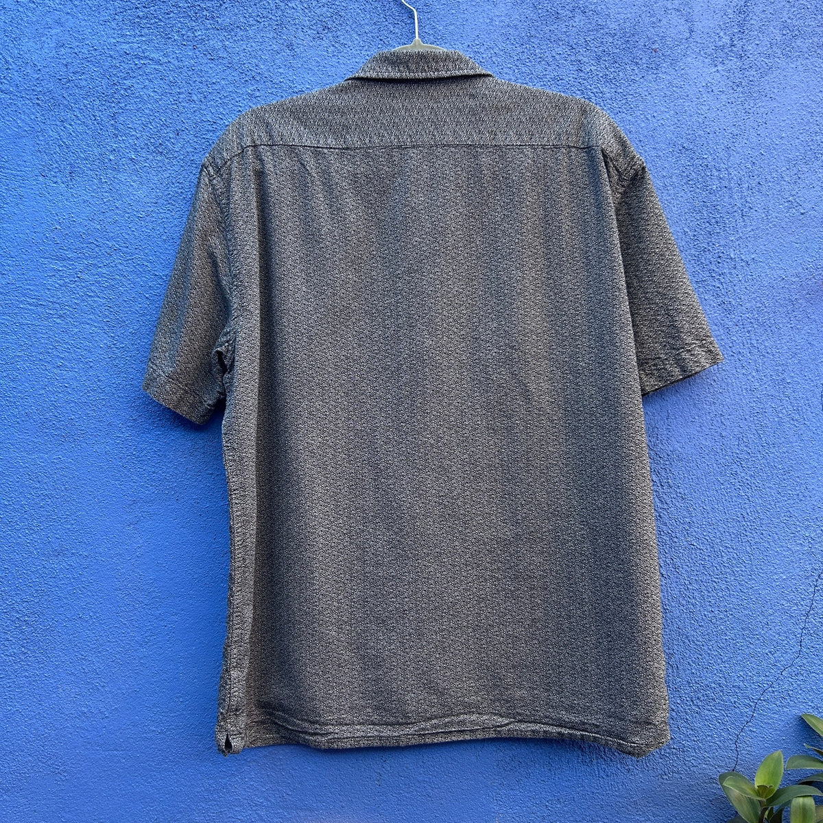 taylor stitch gray button up