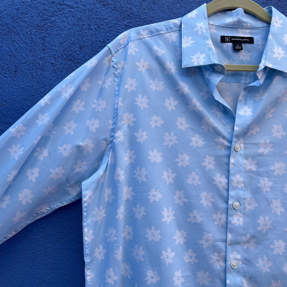 international concepts light blue floral print button up