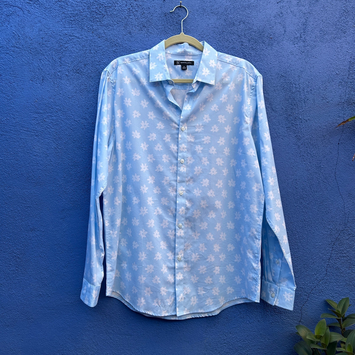 international concepts light blue floral print button up