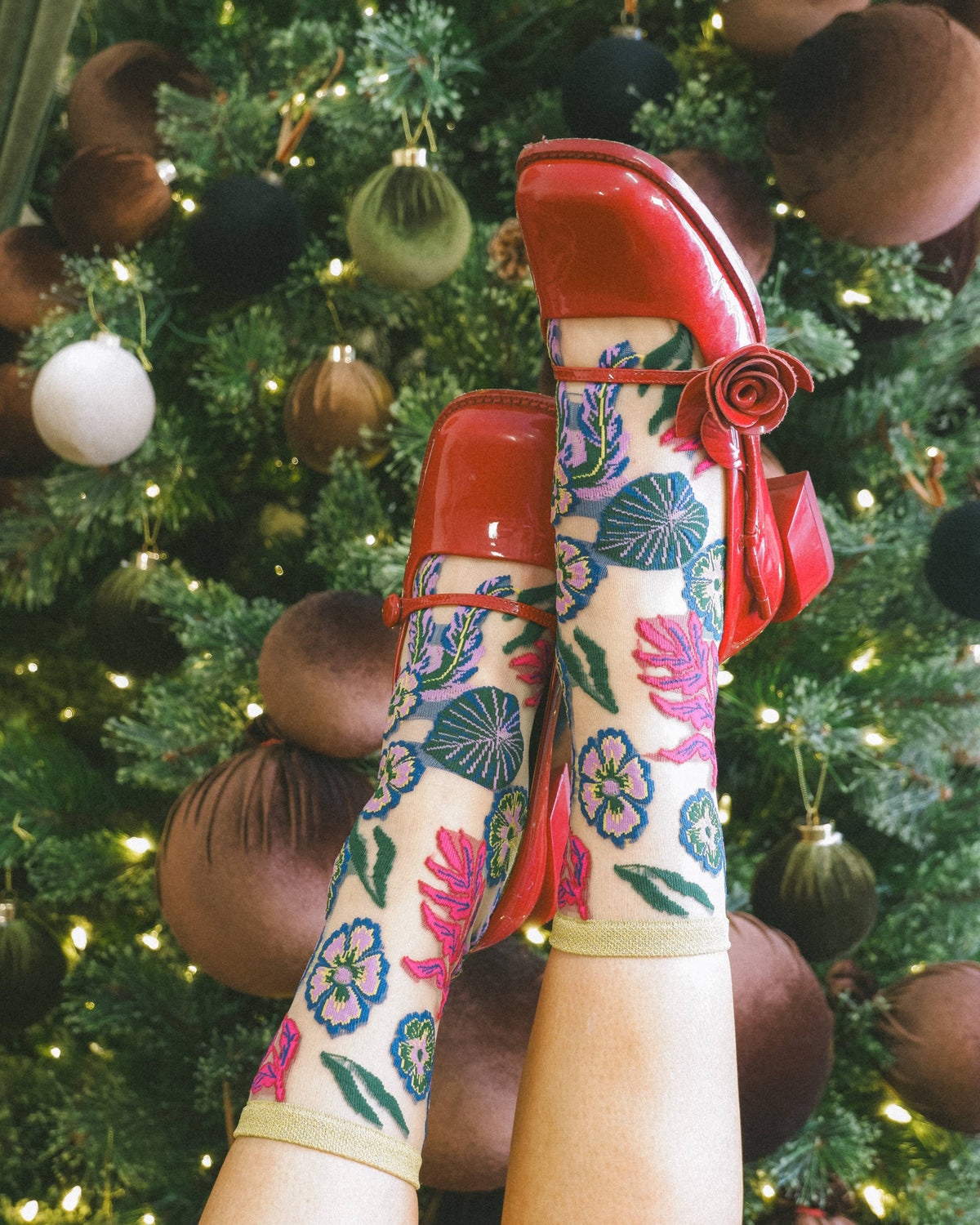 Festive Floral Sheer Crew Sock | Sock Candy