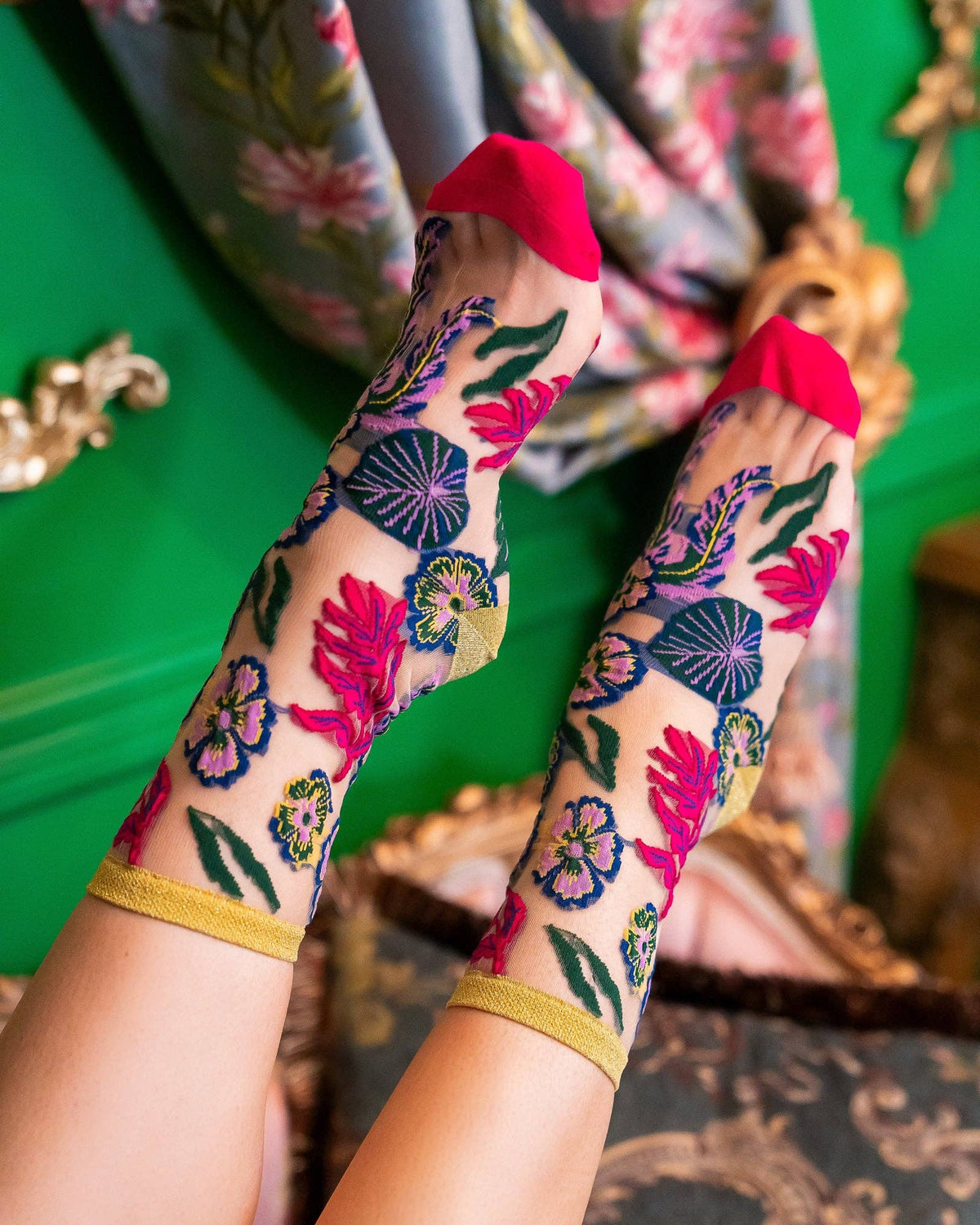 Festive Floral Sheer Crew Sock | Sock Candy