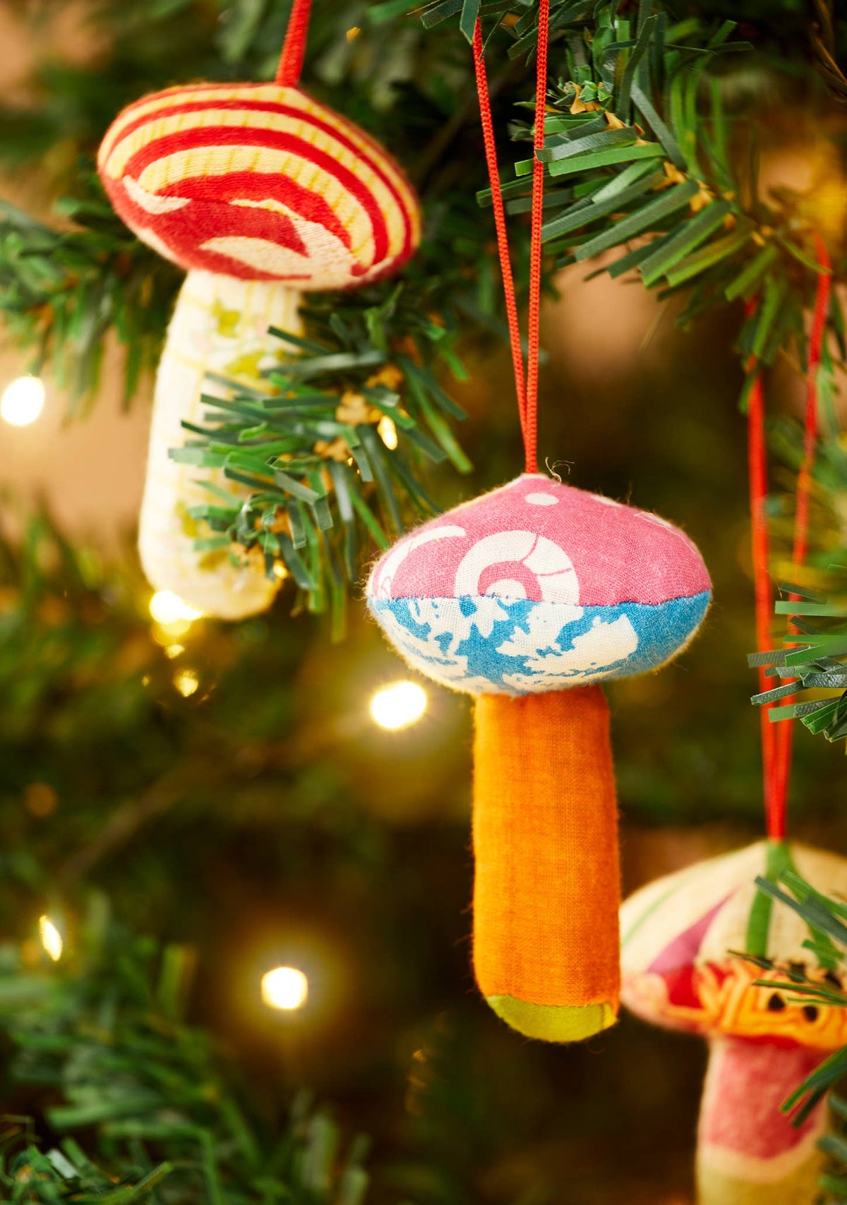 Namaste | Recycled Sari Decoration - Mushroom