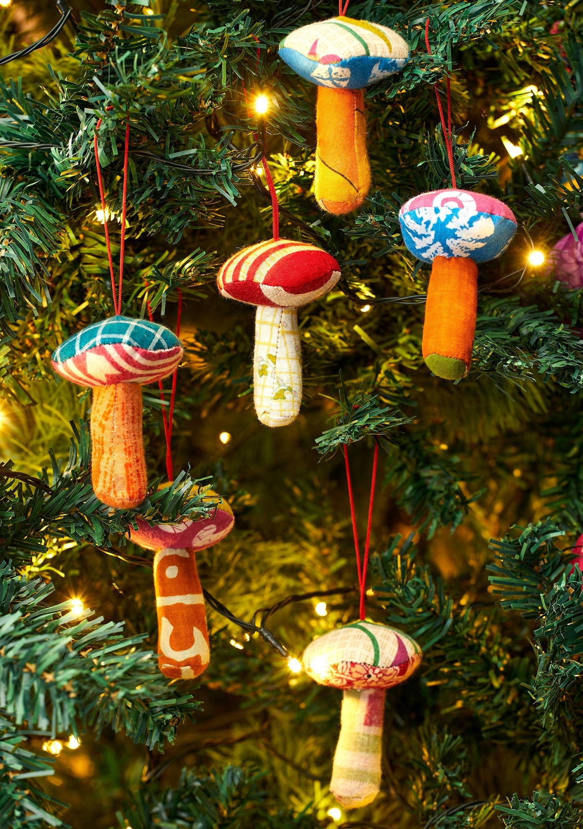 Namaste | Recycled Sari Decoration - Mushroom
