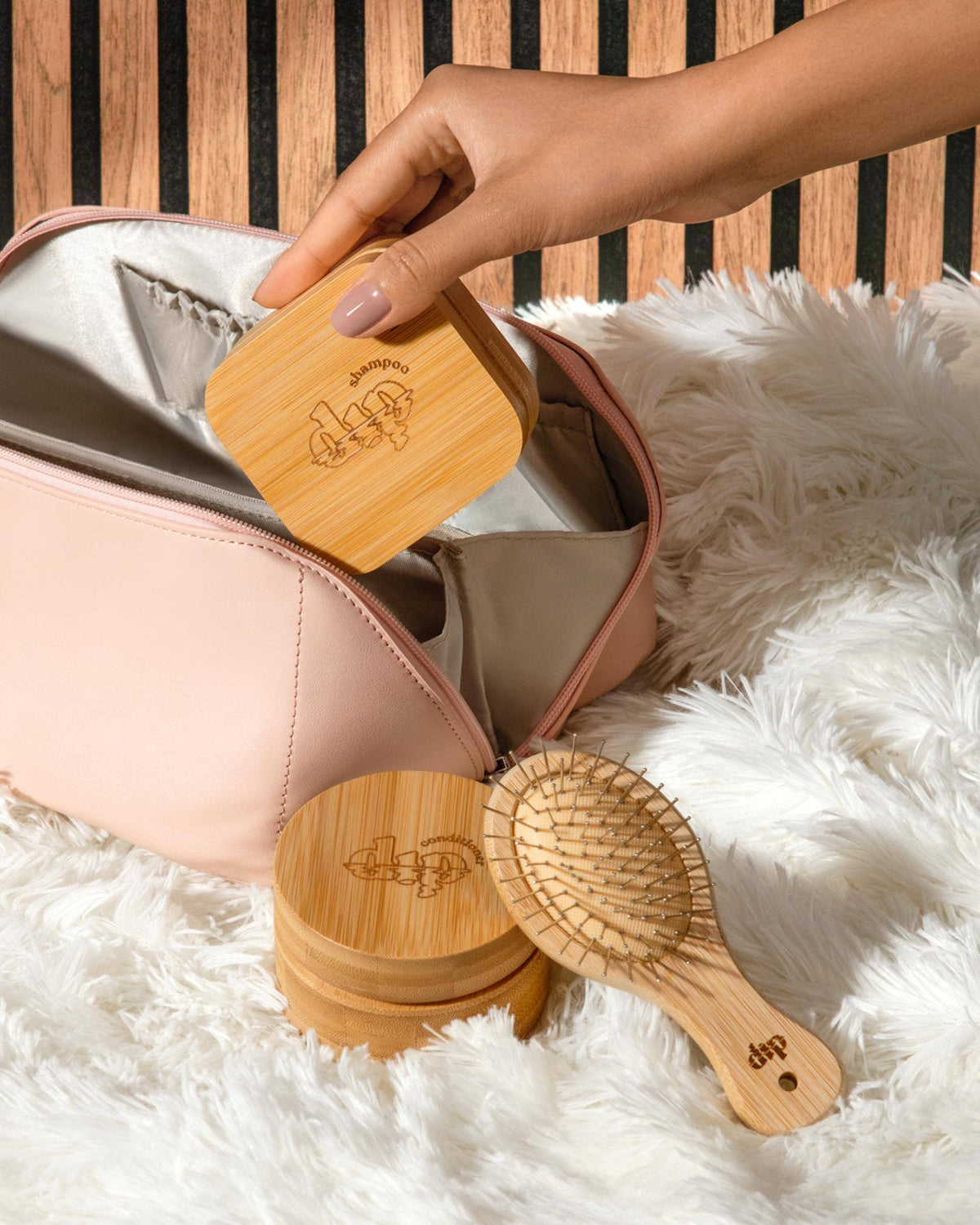 Dip Large Shampoo Travel Case with Coaster